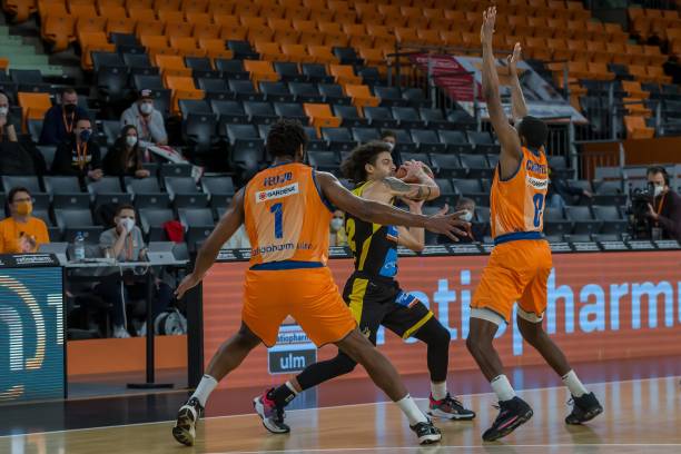 战术在其连 战术在其连